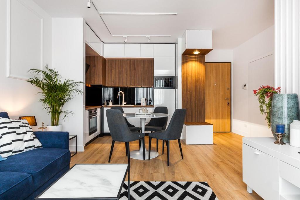 "Nowy Apartament" Sypialnia , Garaz, 1500 M Od Morza, Netflix グダニスク エクステリア 写真